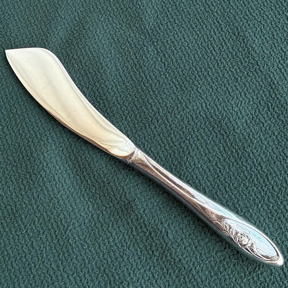 Towle Sculptured Rose Sterling Silver Hollow Handle Master‎ Butter Spreader 6.8"
